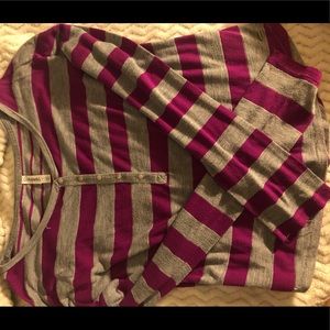 Aeropostale purple and grey shirt medium